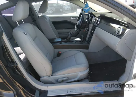 2008 Ford Mustang V6 Deluxe/V6 Premium from USA, damaged, VIN 1ZVHT80N685202907